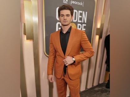 Golden Globes 2023: Andrew Garfield arrives in style at the gala event | Golden Globes 2023: Andrew Garfield arrives in style at the gala event