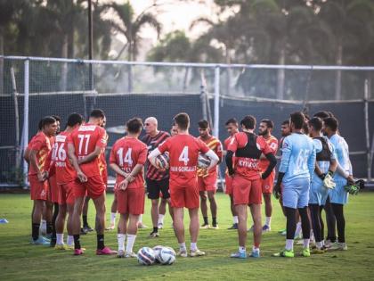 ISL: East Bengal FC eye full points against Jamshedpur FC in red-hot playoffs tussle | ISL: East Bengal FC eye full points against Jamshedpur FC in red-hot playoffs tussle