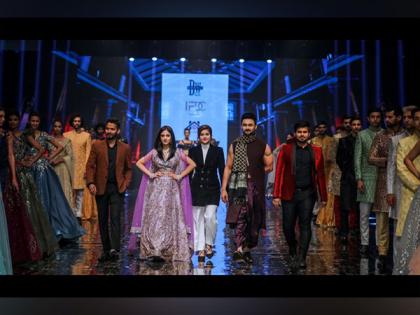 Bespokewala by HimaliRaj steals the show at GICW Season 3 | Bespokewala by HimaliRaj steals the show at GICW Season 3