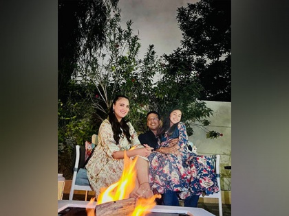 Lara spends cosy Lohri with husband Mahesh and daughter | Lara spends cosy Lohri with husband Mahesh and daughter