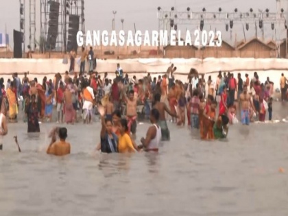 West Bengal: Devotees across India, abroad throng Gangasagar Mela | West Bengal: Devotees across India, abroad throng Gangasagar Mela