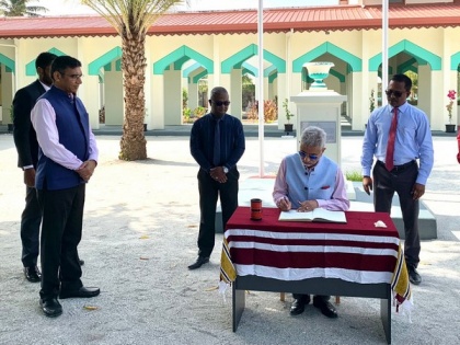 Jaishankar pays homage to Maldives national hero Thakururufaanu | Jaishankar pays homage to Maldives national hero Thakururufaanu