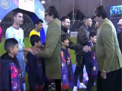 Amitabh Bachchan meets Cristiano Ronaldo, Lionel Messi in Riyadh, says "what an evening" | Amitabh Bachchan meets Cristiano Ronaldo, Lionel Messi in Riyadh, says "what an evening"