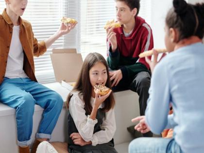 Researchers find loneliness linked with unhealthful diets, physical inactivity among college students | Researchers find loneliness linked with unhealthful diets, physical inactivity among college students