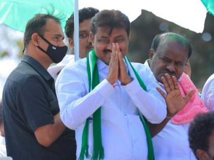 Karnataka: JDS' Sindagi Assembly candidate Sivananda Patil dies of heart attack | Karnataka: JDS' Sindagi Assembly candidate Sivananda Patil dies of heart attack