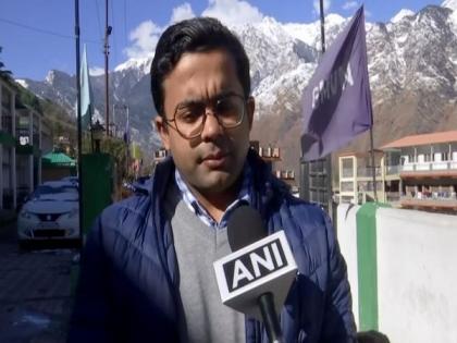 Cracks in Joshimath buildings widened after snowfall: Chamoli DM | Cracks in Joshimath buildings widened after snowfall: Chamoli DM
