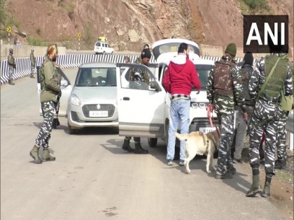 Army tightens security at NH44 ahead of 74th Republic Day | Army tightens security at NH44 ahead of 74th Republic Day