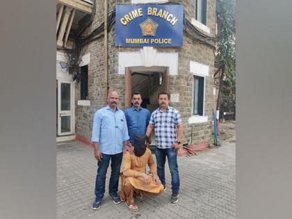 Mumbai Police seizes drugs-contraband worth over Rs 1 crore; one held | Mumbai Police seizes drugs-contraband worth over Rs 1 crore; one held Mumbai Police seizes drugs-contraband worth over Rs 1 crore; one held | Mumbai Police seizes drugs-contraband worth over Rs 1 crore; one held