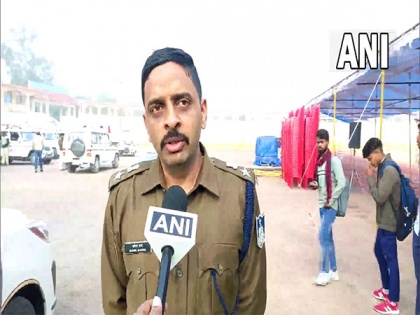 Man arrested for giving death threats to Dhirendra Shastri: Police | Man arrested for giving death threats to Dhirendra Shastri: Police