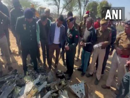 IAF pilot dead in possible mid-air collision of two fighter jets over MP's Morena | IAF pilot dead in possible mid-air collision of two fighter jets over MP's Morena