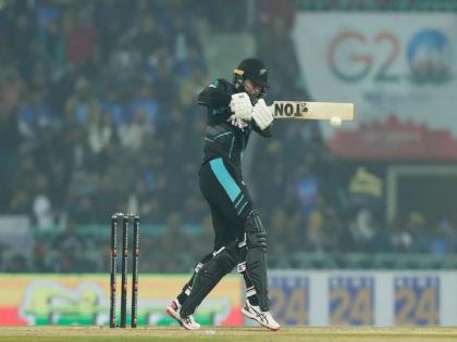 10-15 extra runs could have been the difference, admits NZ skipper Santner after 6-wicket loss to India in 2nd T20I | 10-15 extra runs could have been the difference, admits NZ skipper Santner after 6-wicket loss to India in 2nd T20I