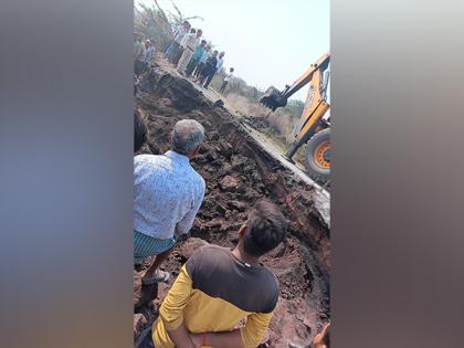 3 dead as coal ashes collapse in Raipur | 3 dead as coal ashes collapse in Raipur