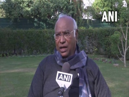 Nothing for poor but "election speech": Mallikarjun Kharge on Union Budget | Nothing for poor but "election speech": Mallikarjun Kharge on Union Budget