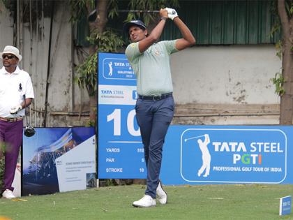 Final Qualifying Stage: Aryan Roopa Anand storms into six-shot lead with brilliant 63 in Round-2 | Final Qualifying Stage: Aryan Roopa Anand storms into six-shot lead with brilliant 63 in Round-2