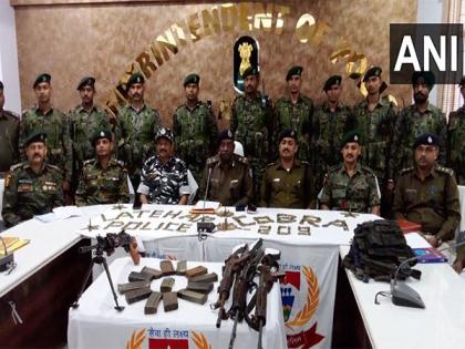 Jharkhand: CRPF, Police seizes arms and ammunition in Burha Pahar area | Jharkhand: CRPF, Police seizes arms and ammunition in Burha Pahar area