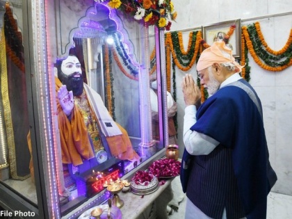 Prime Minister Narendra Modi pays tributes to Sant Ravidas on birth anniversary | Prime Minister Narendra Modi pays tributes to Sant Ravidas on birth anniversary