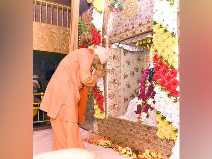 UP CM Adityanath pays obeisance to Sant Ravidas on his birth anniversary | UP CM Adityanath pays obeisance to Sant Ravidas on his birth anniversary