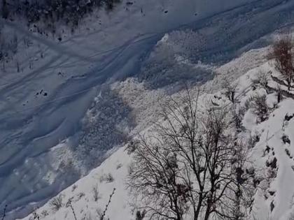 Himachal Pradesh: Avalanche kills 2 BRO labourers in Lahaul | Himachal Pradesh: Avalanche kills 2 BRO labourers in Lahaul