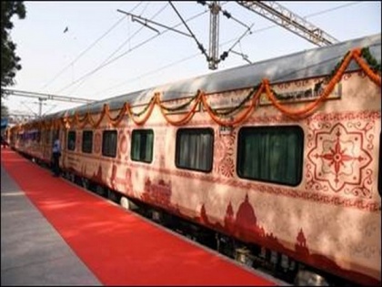 Indian Railways to introduce Bharat Gaurav Tourist Train to showcase heritage of Gujarat | Indian Railways to introduce Bharat Gaurav Tourist Train to showcase heritage of Gujarat