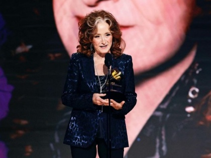 Grammys 2023: Bonnie Raitt takes home Song of the Year award for 'Just Like That' | Grammys 2023: Bonnie Raitt takes home Song of the Year award for 'Just Like That'