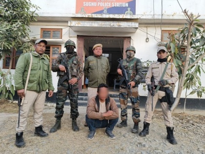 Manipur: Assam Rifles apprehends one UNLF cadre | Manipur: Assam Rifles apprehends one UNLF cadre