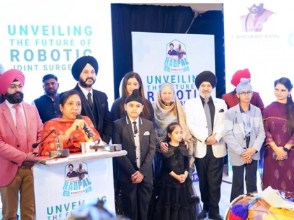Dr PS Nagpal, Nagpal SuperSpeciality Hosp, got Punjab's 1st fully active joint replacement surgery robot, launch by Dr Baljit Kaur (Cabinet Minister) | Dr PS Nagpal, Nagpal SuperSpeciality Hosp, got Punjab's 1st fully active joint replacement surgery robot, launch by Dr Baljit Kaur (Cabinet Minister)
