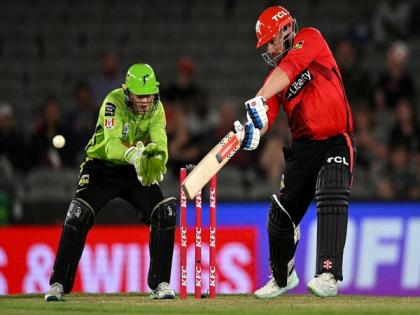 Aaron Finch extends stay with BBL side Melbourne Renegades following international cricket retirement | Aaron Finch extends stay with BBL side Melbourne Renegades following international cricket retirement