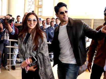 Sidharth Malhotra and Kiara Advani make first appearance as married couple | Sidharth Malhotra and Kiara Advani make first appearance as married couple