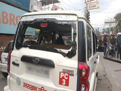 Uttarakhand: Police arrest 13 protesters who pelted stones at police vehicle | Uttarakhand: Police arrest 13 protesters who pelted stones at police vehicle