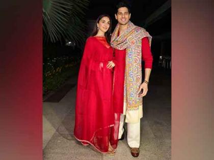 Sid-Kiara: Mr and Mrs Malhotra pose with guests at their Delhi home | Sid-Kiara: Mr and Mrs Malhotra pose with guests at their Delhi home