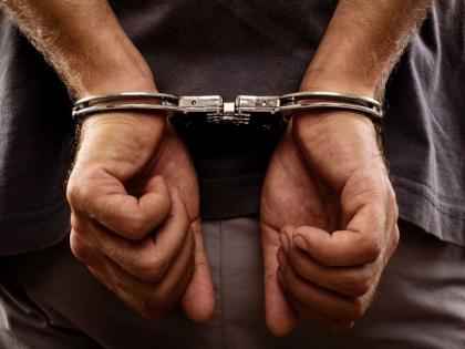 Two criminals arrested after encounter with police in UP's Kaushambi | Two criminals arrested after encounter with police in UP's Kaushambi