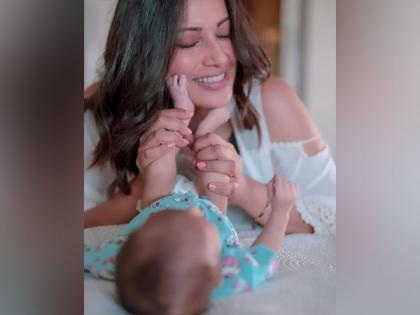 Bipasha Basu pens adorable note for 3-month-old daughter Devi | Bipasha Basu pens adorable note for 3-month-old daughter Devi