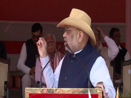 Honoured to present President's Colour to 'Dhaakad' police of Haryana: Amit Shah | Honoured to present President's Colour to 'Dhaakad' police of Haryana: Amit Shah