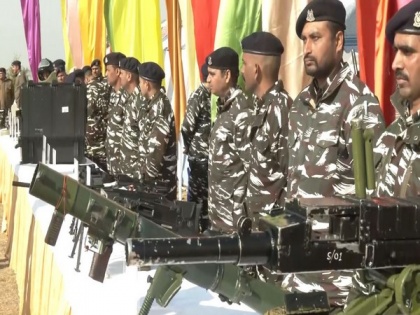 CRPF displays latest arms, ammunition on anniversary of Pulwama terror attack | CRPF displays latest arms, ammunition on anniversary of Pulwama terror attack
