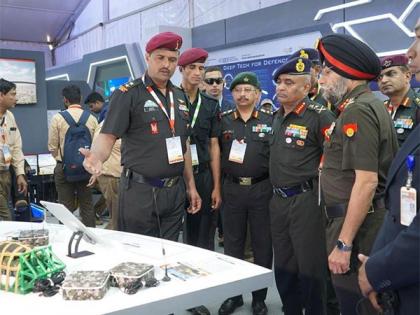 Army Chief General Manoj Pande reviews innovative projects undertaken by personnel at Aero India | Army Chief General Manoj Pande reviews innovative projects undertaken by personnel at Aero India