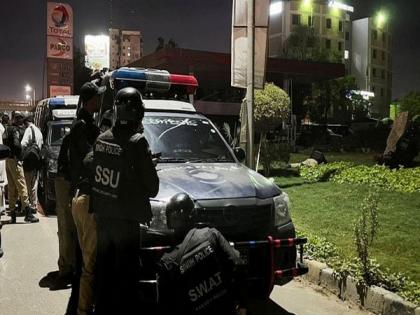 Karachi attack: 5 militants, 4 people including rangers and police personnel killed in exchange of fire | Karachi attack: 5 militants, 4 people including rangers and police personnel killed in exchange of fire
