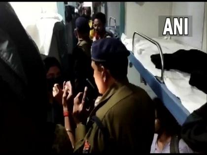 Delhi-Chennai Garib Rath train stopped at Rajasthan's Dholpur after bomb hoax call, three detained | Delhi-Chennai Garib Rath train stopped at Rajasthan's Dholpur after bomb hoax call, three detained Delhi-Chennai Garib Rath train stopped at Rajasthan's Dholpur after bomb hoax call, three detained | Delhi-Chennai Garib Rath train stopped at Rajasthan's Dholpur after bomb hoax call, three detained