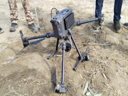 BSF recovers drone in Punjab's Fazilka | BSF recovers drone in Punjab's Fazilka