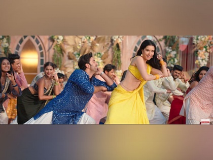 Check out Ranbir Kapoor, Shraddha Kapoor's 'Thumka' in this dance number from 'Tu Jhoothi Main Makkaar' | Check out Ranbir Kapoor, Shraddha Kapoor's 'Thumka' in this dance number from 'Tu Jhoothi Main Makkaar'