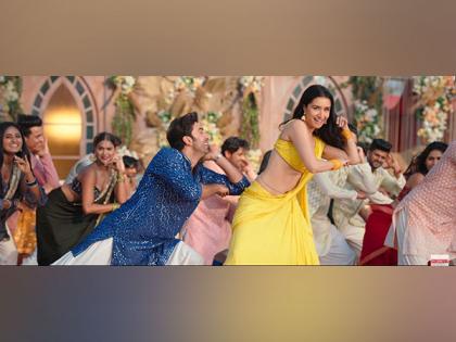 Check out Ranbir Kapoor, Shraddha Kapoor's 'Thumka' in this dance number from 'Tu Jhoothi Main Makkaar' | Check out Ranbir Kapoor, Shraddha Kapoor's 'Thumka' in this dance number from 'Tu Jhoothi Main Makkaar' Check out Ranbir Kapoor, Shraddha Kapoor's 'Thumka' in this dance number from 'Tu Jhoothi Main Makkaar' | Check out Ranbir Kapoor, Shraddha Kapoor's 'Thumka' in this dance number from 'Tu Jhoothi Main Makkaar'