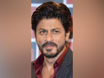 Shah Rukh Khan calls teachers 'Educational Rockstars' who groove to 'Pathaan' song | Shah Rukh Khan calls teachers 'Educational Rockstars' who groove to 'Pathaan' song