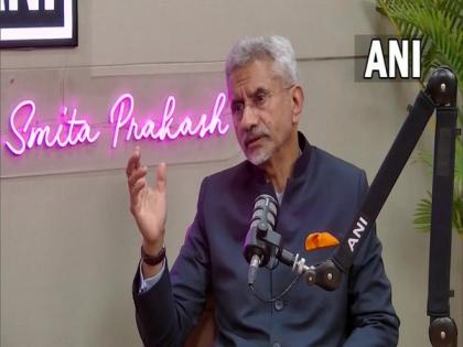 Trinamool MP calls PM Modi 'Asura' on Twitter, asks if Jaishankar has "amnesia" | Trinamool MP calls PM Modi 'Asura' on Twitter, asks if Jaishankar has "amnesia"