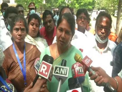 Kanimozhi writes to Union Minister Dharmendra Pradhan to take action against ABVP for JNU violence | Kanimozhi writes to Union Minister Dharmendra Pradhan to take action against ABVP for JNU violence Kanimozhi writes to Union Minister Dharmendra Pradhan to take action against ABVP for JNU violence | Kanimozhi writes to Union Minister Dharmendra Pradhan to take action against ABVP for JNU violence