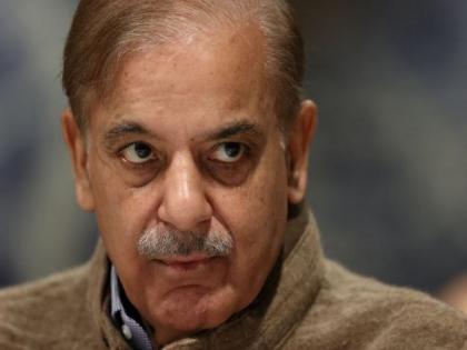 Pak PM Shehbaz asks Foreign Office to cut expenses under austerity measures | Pak PM Shehbaz asks Foreign Office to cut expenses under austerity measures