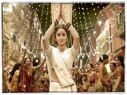 'Gangubai Kathiawadi' turns 1: Alia Bhatt shares picture with Sanjay Leela Bhansali to celebrate 'Gangu day' | 'Gangubai Kathiawadi' turns 1: Alia Bhatt shares picture with Sanjay Leela Bhansali to celebrate 'Gangu day' 'Gangubai Kathiawadi' turns 1: Alia Bhatt shares picture with Sanjay Leela Bhansali to celebrate 'Gangu day' | 'Gangubai Kathiawadi' turns 1: Alia Bhatt shares picture with Sanjay Leela Bhansali to celebrate 'Gangu day'