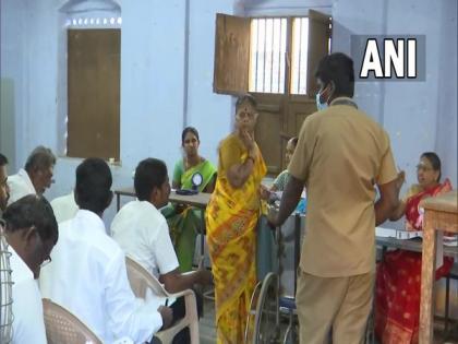 Erode bypoll: 44.58 per cent voter turnout recorded till 1 pm | Erode bypoll: 44.58 per cent voter turnout recorded till 1 pm Erode bypoll: 44.58 per cent voter turnout recorded till 1 pm | Erode bypoll: 44.58 per cent voter turnout recorded till 1 pm