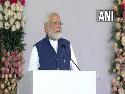 Be it vehicle or govt if double engine fitted, speed increases manifold: PM Modi in Karnataka | Be it vehicle or govt if double engine fitted, speed increases manifold: PM Modi in Karnataka