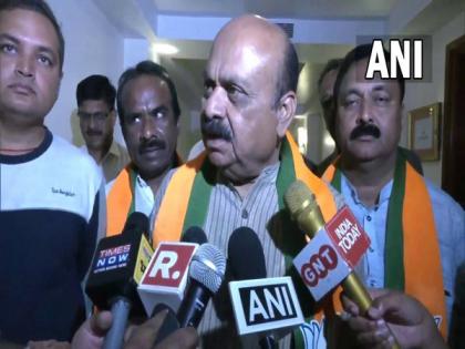 "Is Rahul Gandhi a Congress agent": K'taka CM slams Siddaramaiah over "poll agent" remark against Amit Shah | "Is Rahul Gandhi a Congress agent": K'taka CM slams Siddaramaiah over "poll agent" remark against Amit Shah