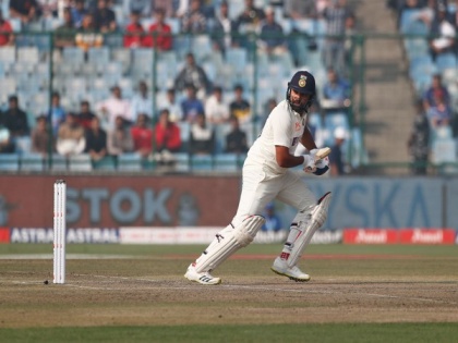 India opt to bat against Australia in 3rd Test; Gill replaces Rahul | India opt to bat against Australia in 3rd Test; Gill replaces Rahul