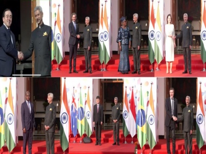 Jaishankar welcomes foreign delegates at G20 Foreign Ministers' Meeting | Jaishankar welcomes foreign delegates at G20 Foreign Ministers' Meeting